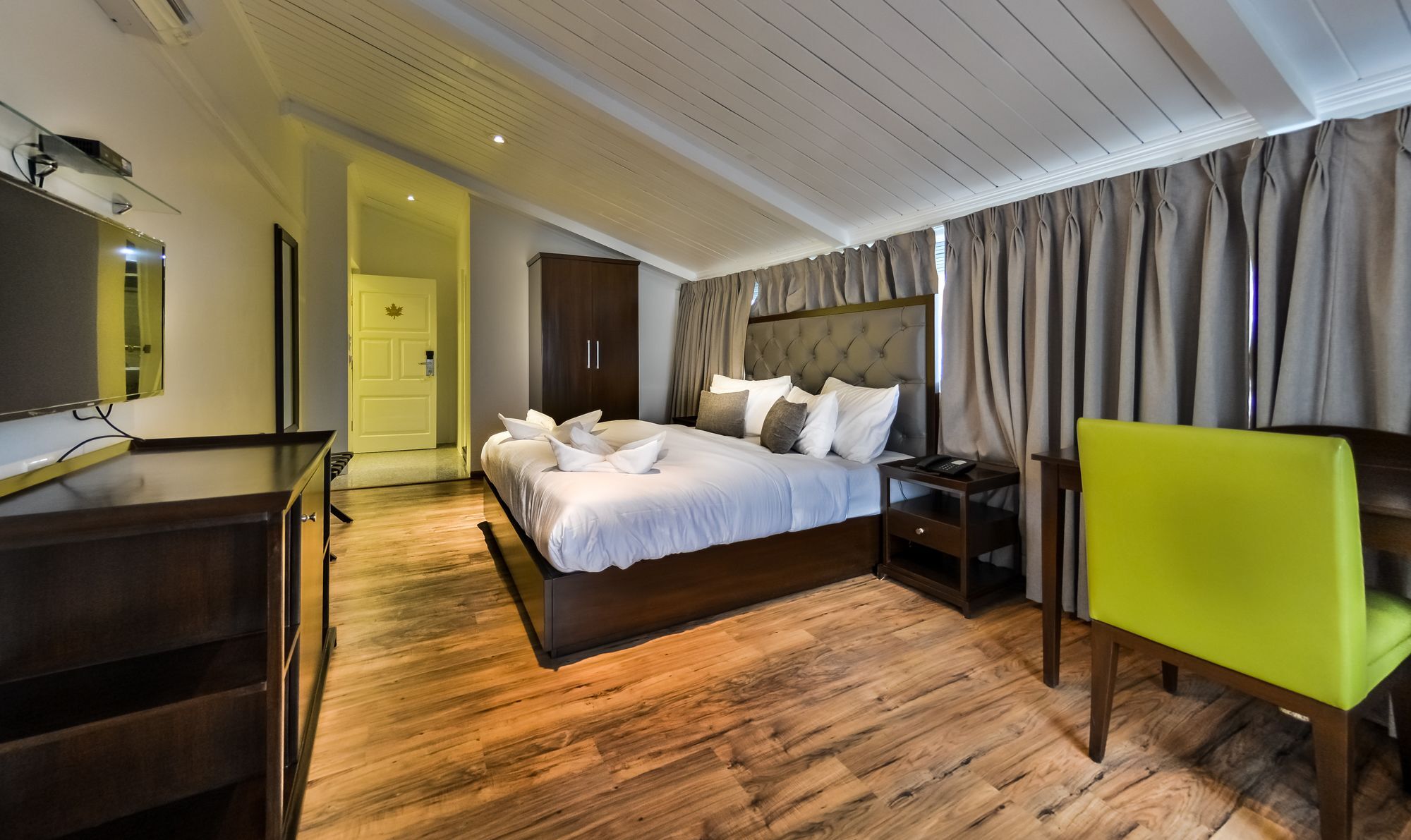 Hotel Metropolis ศรีนาการ์ ภายนอก รูปภาพ